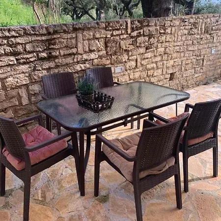 Agraria 1 Bedroom Basement Apartment